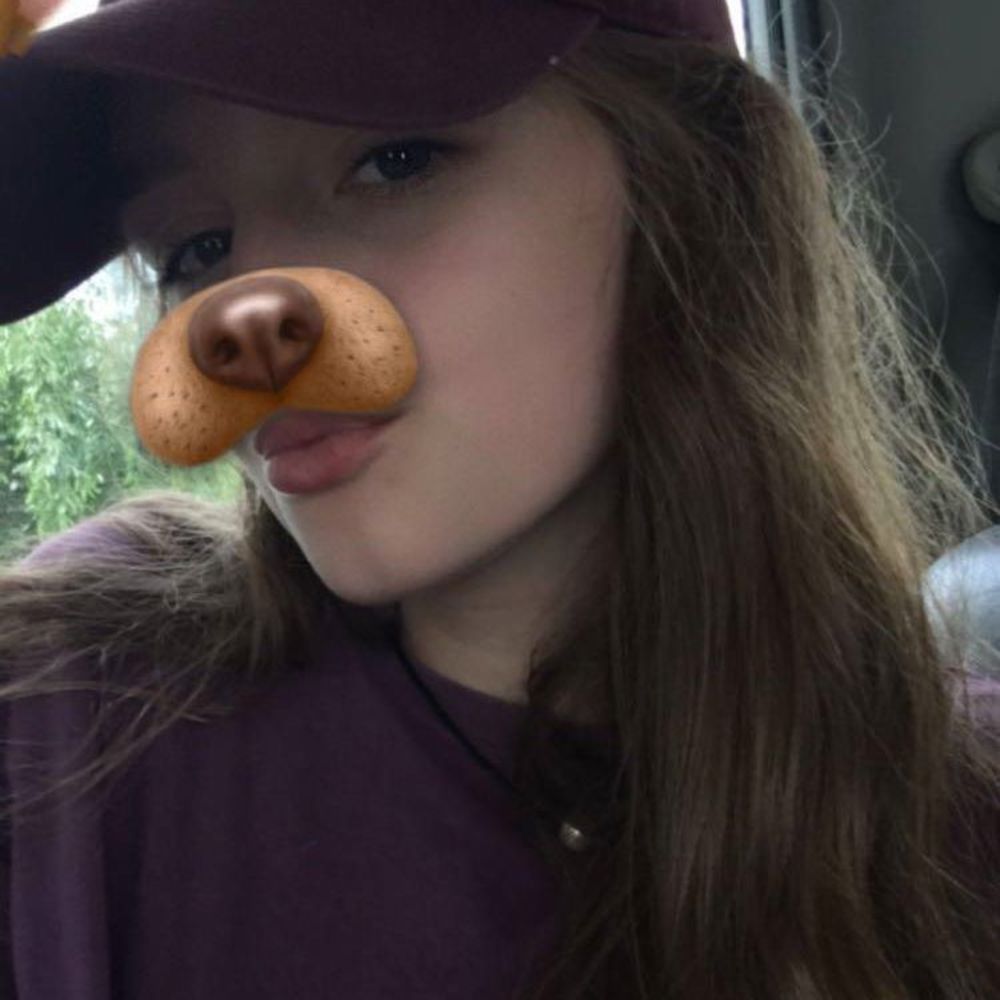 Meet your Posher, Briana